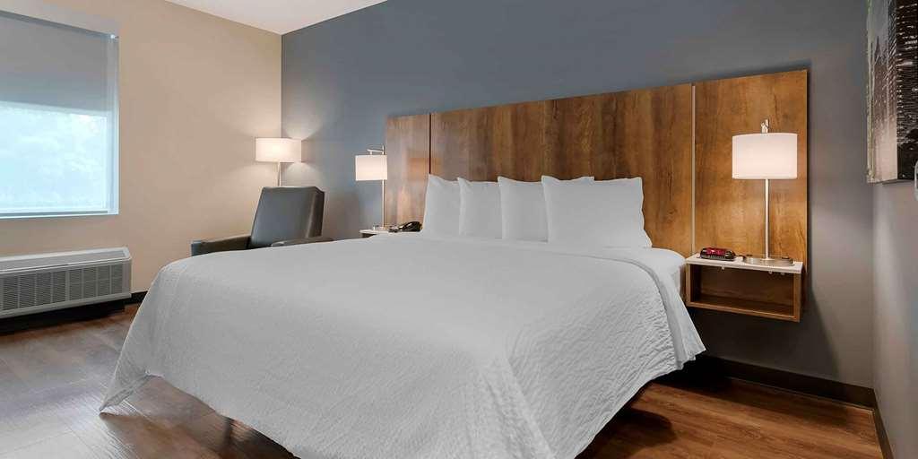 Extended Stay America Premier Suites - Providence - East Providence Room photo