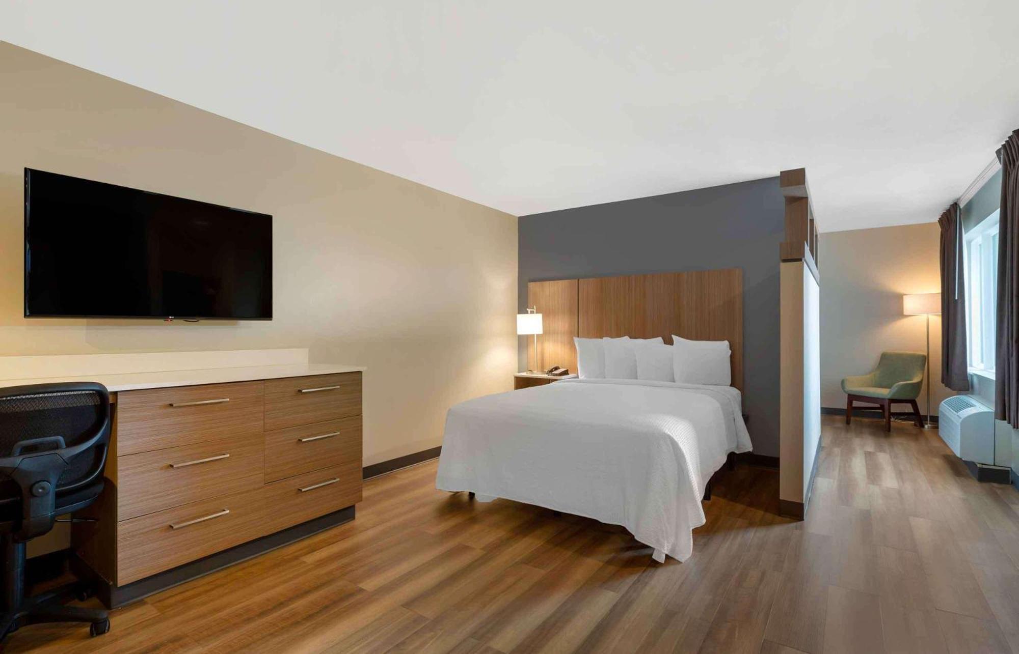 Extended Stay America Premier Suites - Providence - East Providence Exterior photo