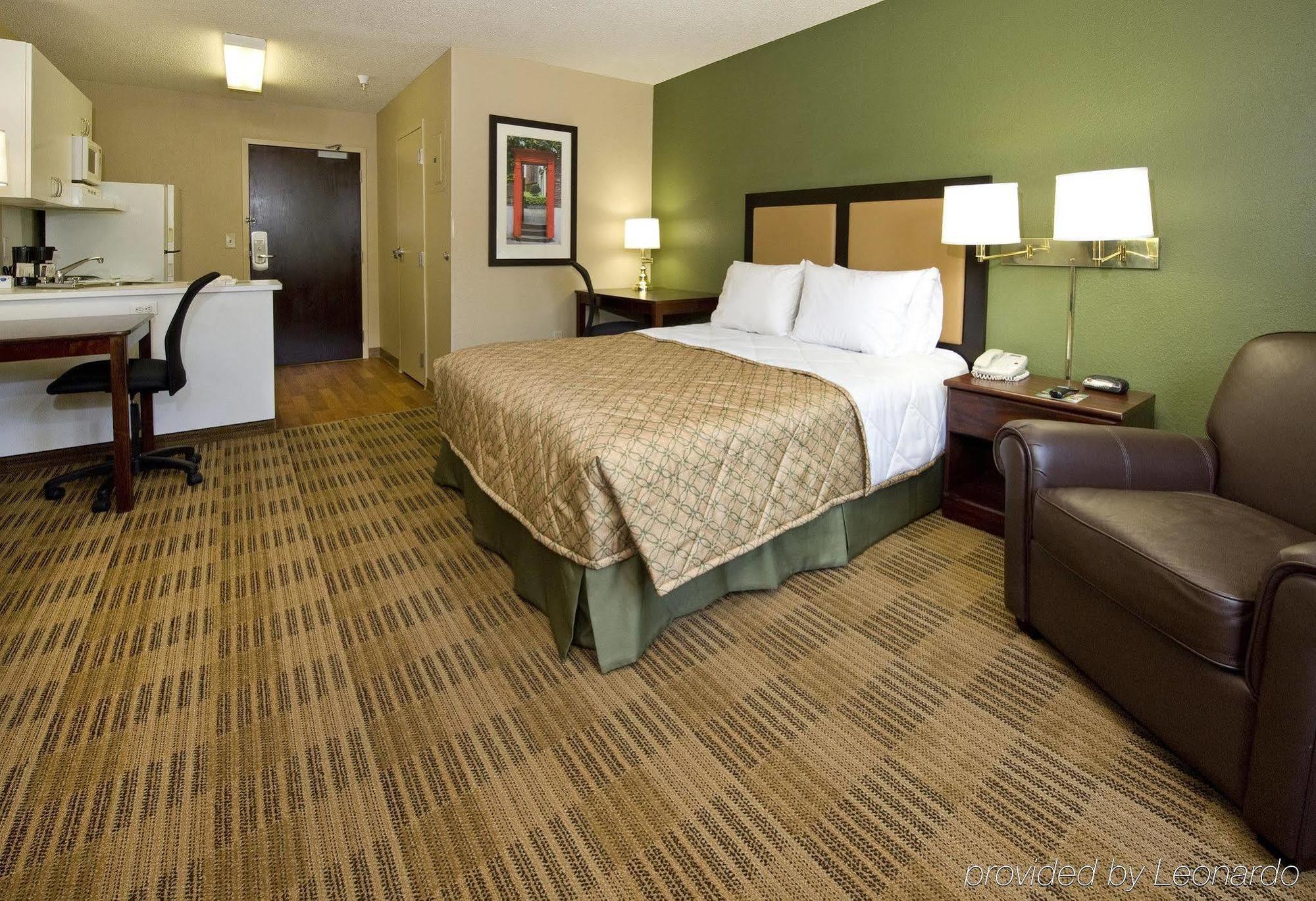 Extended Stay America Premier Suites - Providence - East Providence Exterior photo