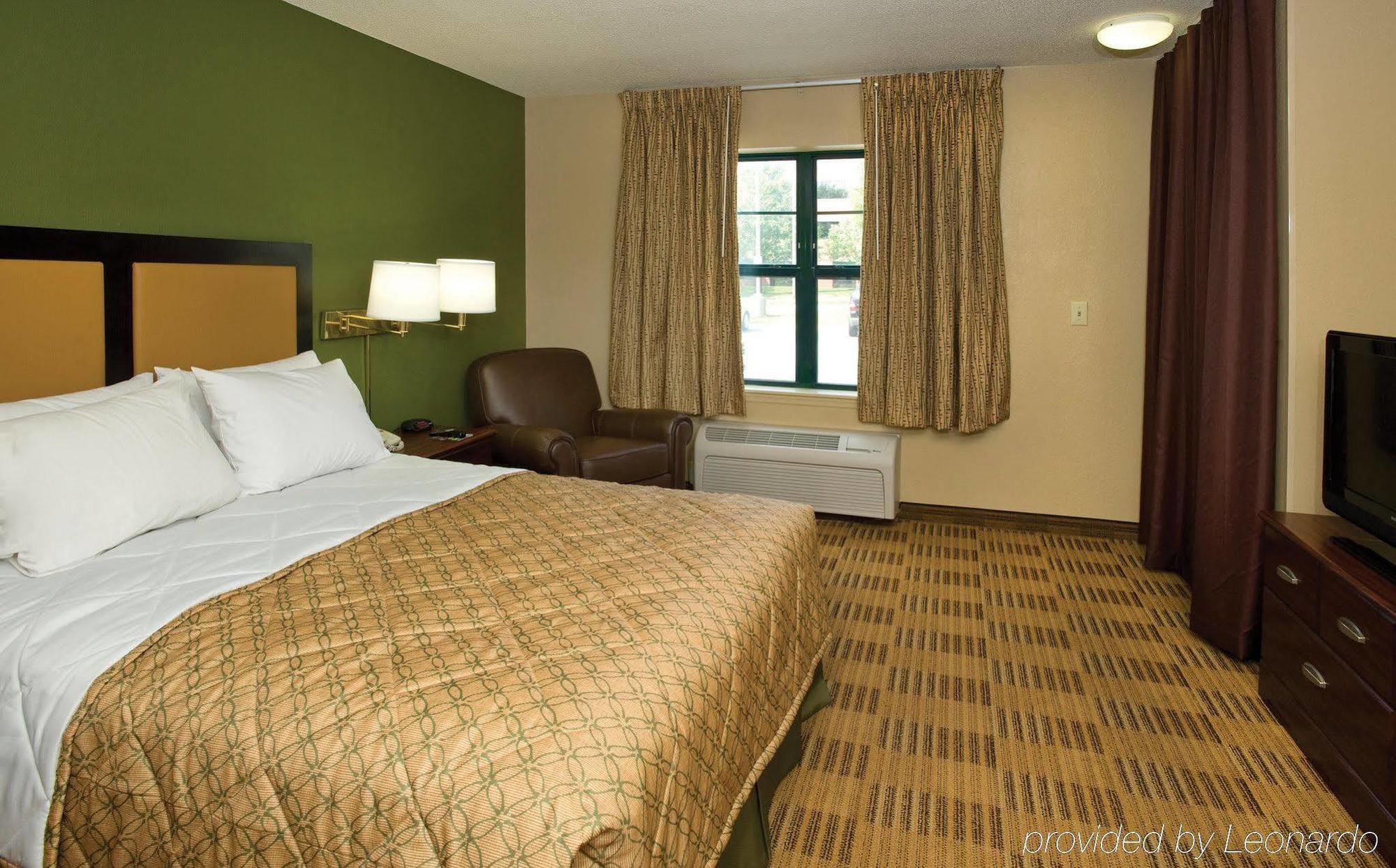 Extended Stay America Premier Suites - Providence - East Providence Exterior photo